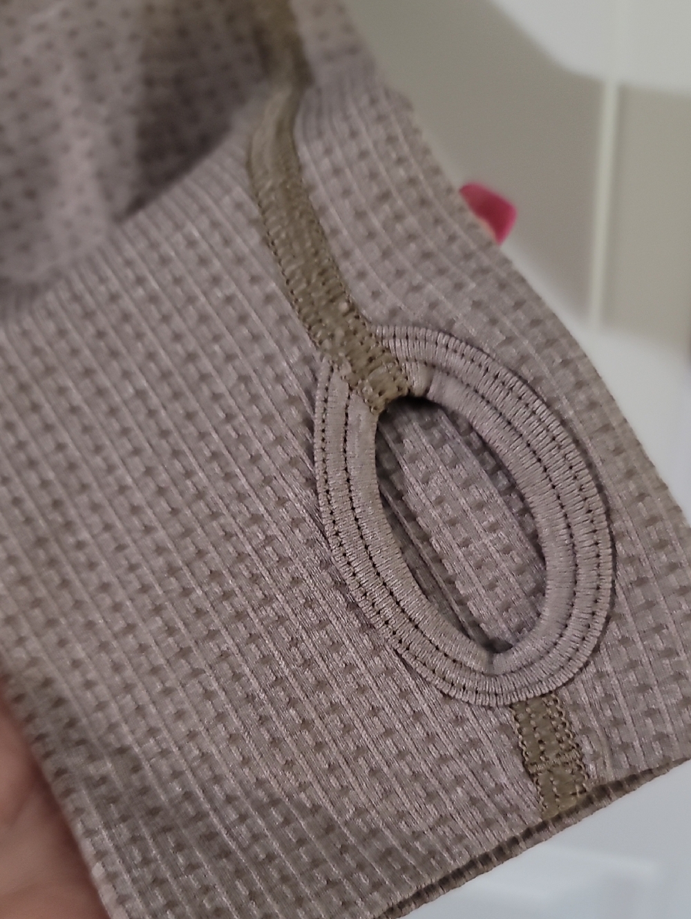 Gymshark Long Sleeve Cropped Seamless Top - Gray - Picture 7 of 10